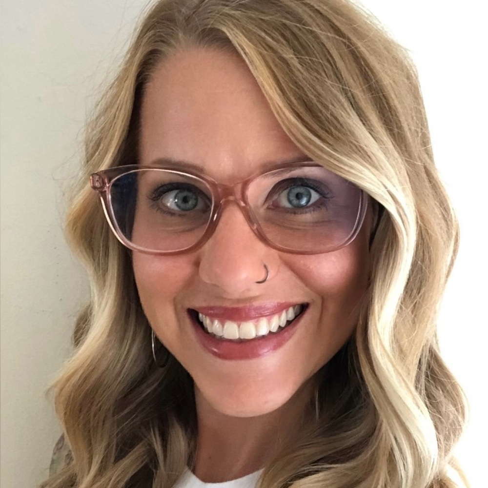 Meet your Posher, Liz